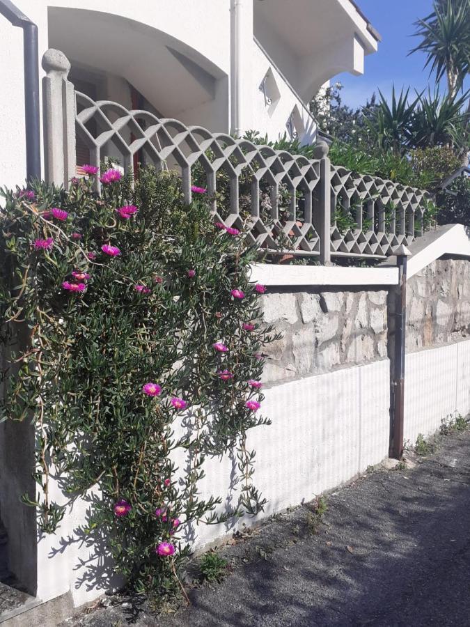 Bressa De Ma Affittacamere, Room & Breakfast Пиетра Лигуре Екстериор снимка