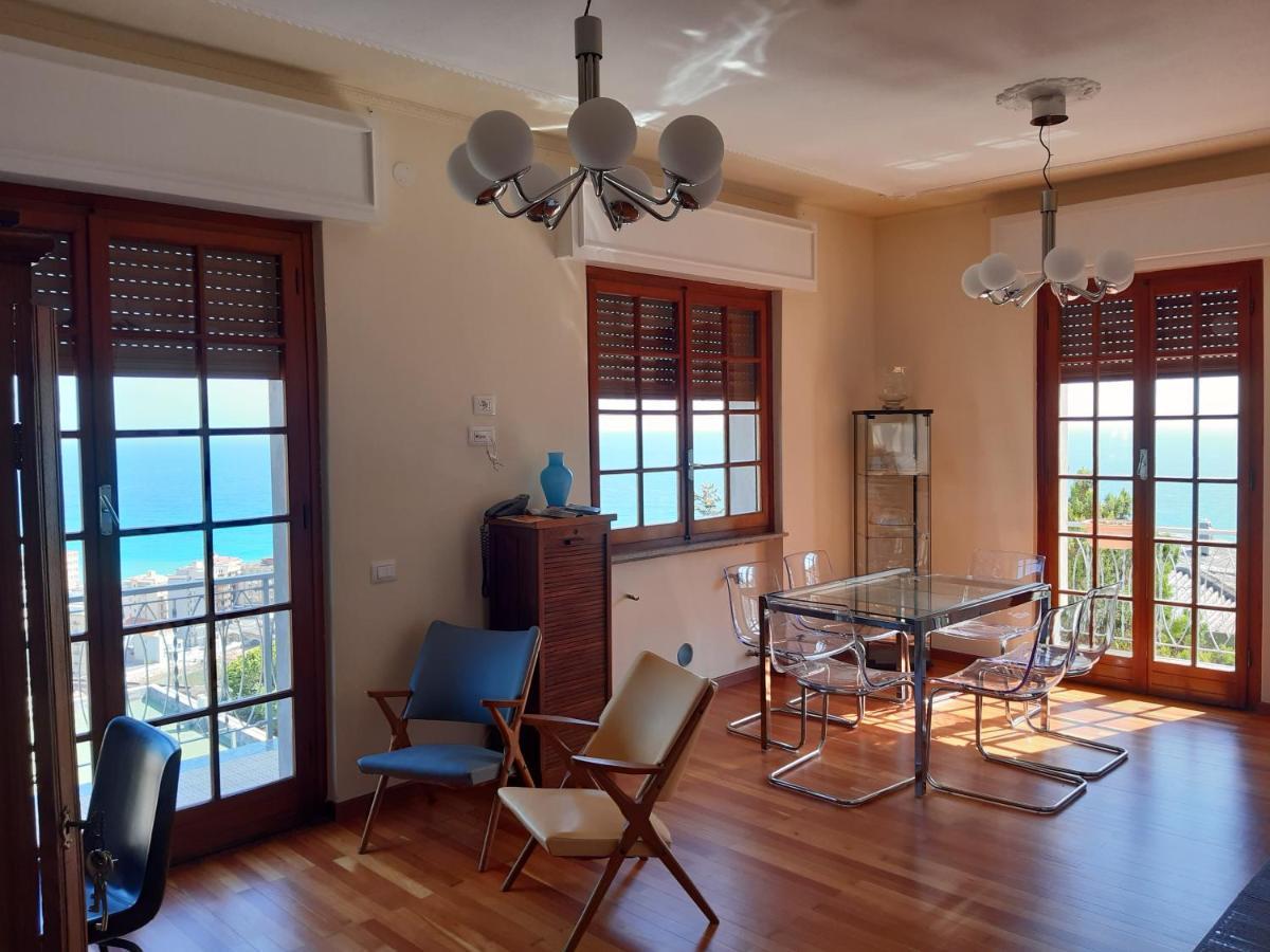 Bressa De Ma Affittacamere, Room & Breakfast Пиетра Лигуре Екстериор снимка