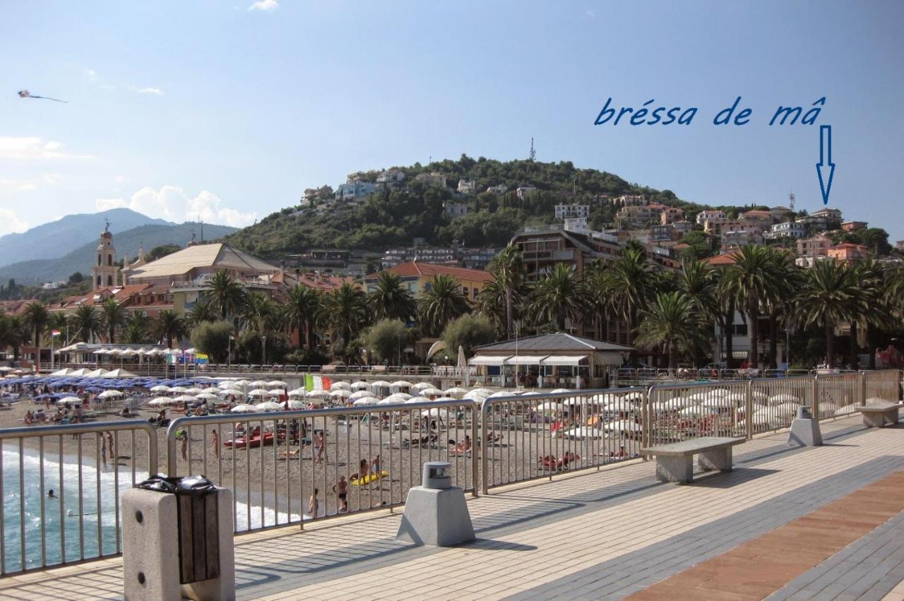 Bressa De Ma Affittacamere, Room & Breakfast Пиетра Лигуре Екстериор снимка