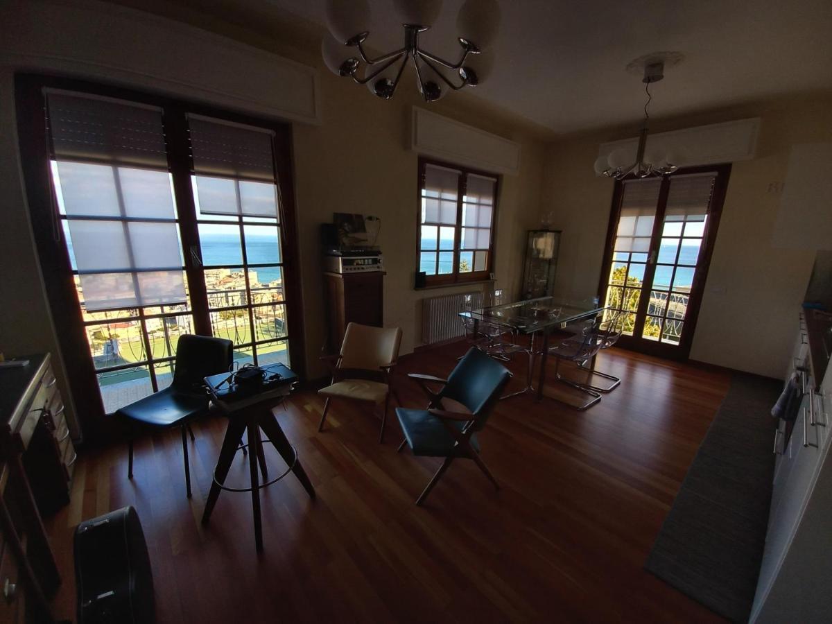 Bressa De Ma Affittacamere, Room & Breakfast Пиетра Лигуре Екстериор снимка